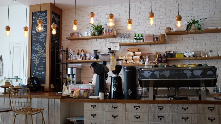 Membangun Bisnis Coffee Shop